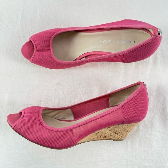 Donald J Pliner Molly Peep Toe Cork Wedge Heels in Pink Size 8 - Picture 1 of 6